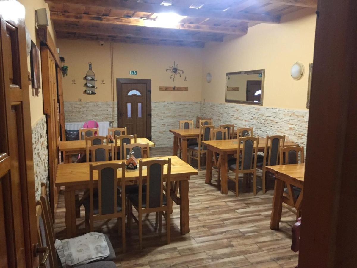 Hotel Taurus Ostrawa Zewnętrze zdjęcie
