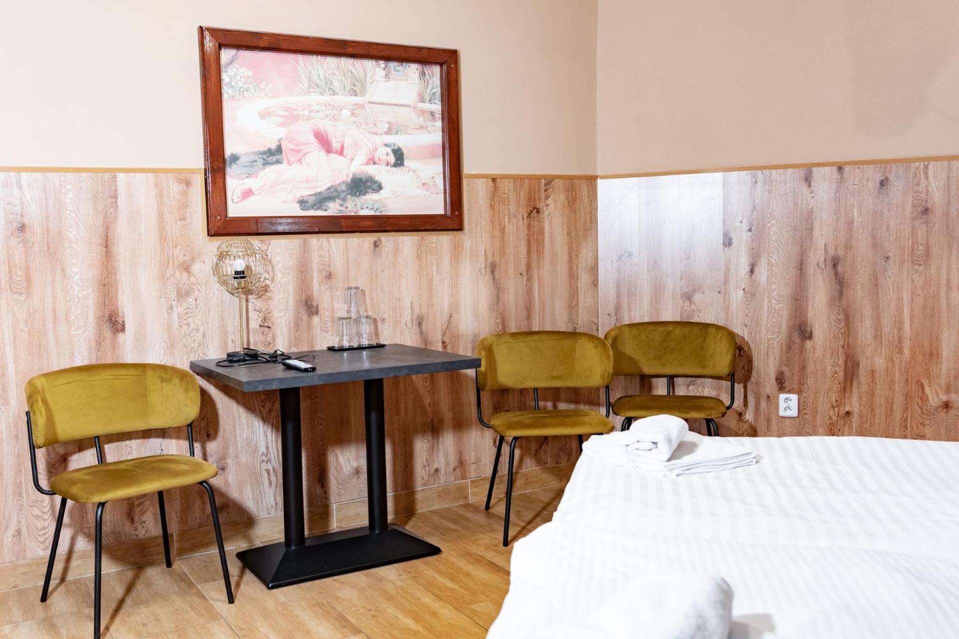 Hotel Taurus Ostrawa Zewnętrze zdjęcie