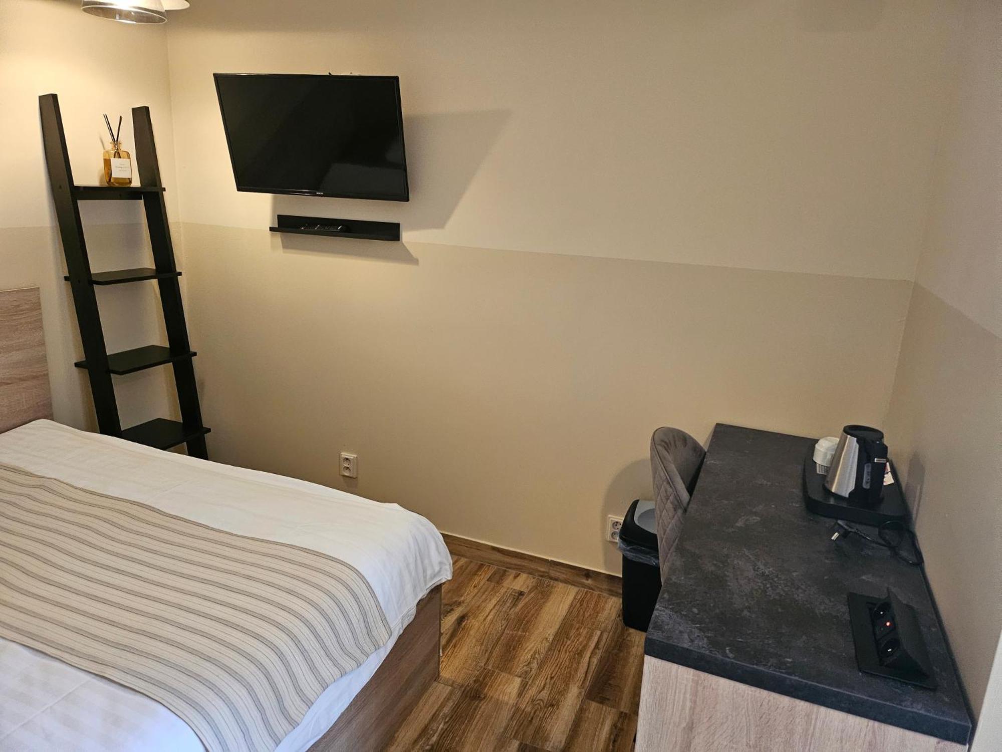 Hotel Taurus Ostrawa Zewnętrze zdjęcie