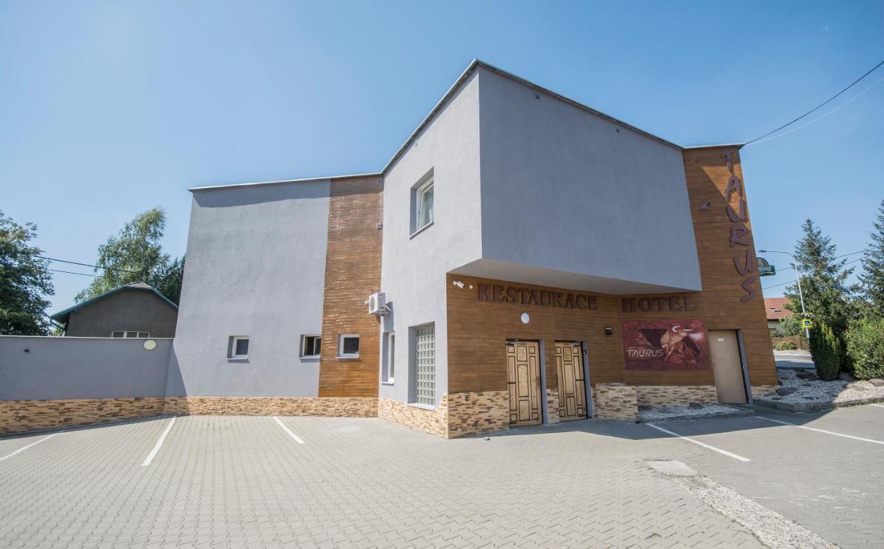 Hotel Taurus Ostrawa Zewnętrze zdjęcie